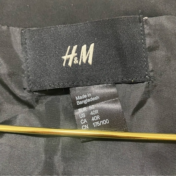 H&M vest​ - Picture 4 of 4